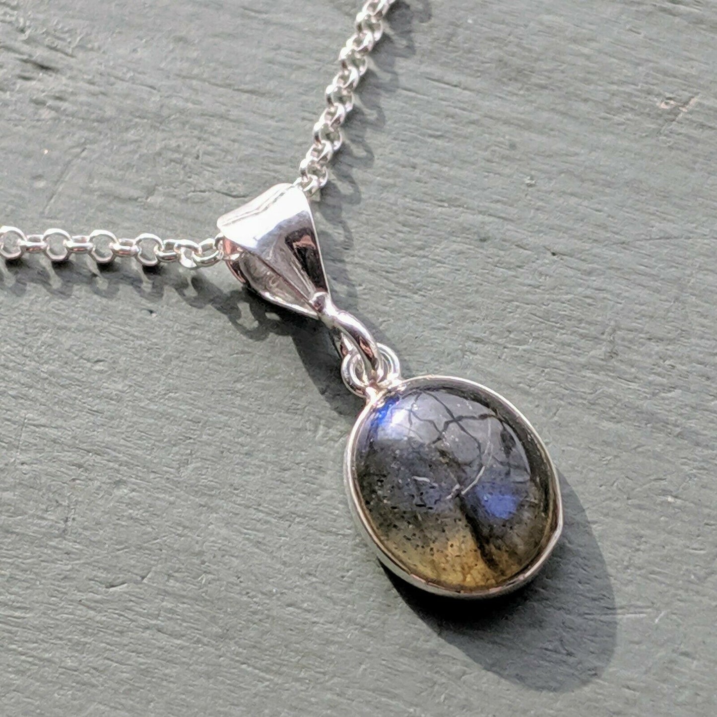 Dainty 925 Sterling Silver Labradorite cabochon Pendant stunning quality cabochons