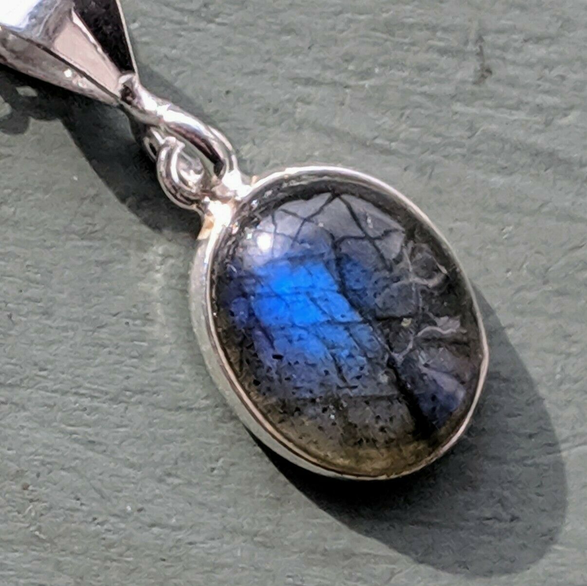 Dainty 925 Sterling Silver Labradorite cabochon Pendant stunning quality cabochons