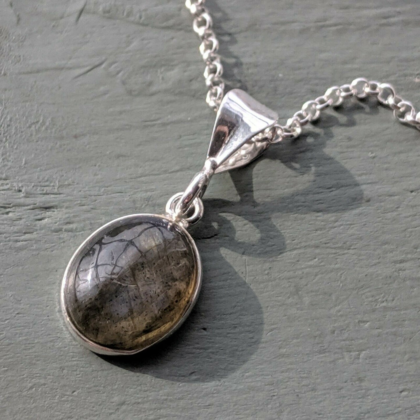 Dainty 925 Sterling Silver Labradorite cabochon Pendant stunning quality cabochons
