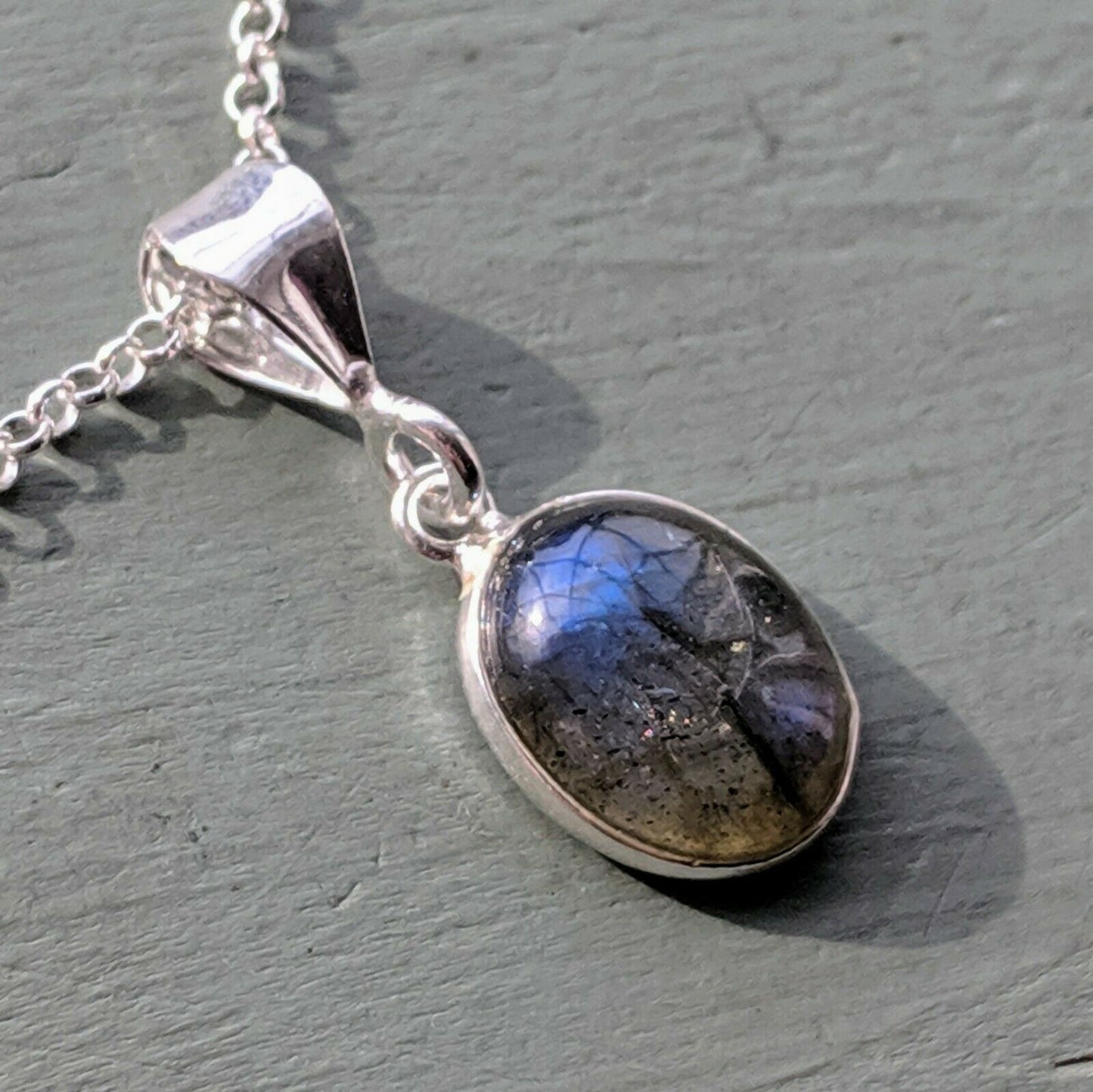 Dainty 925 Sterling Silver Labradorite cabochon Pendant stunning quality cabochons