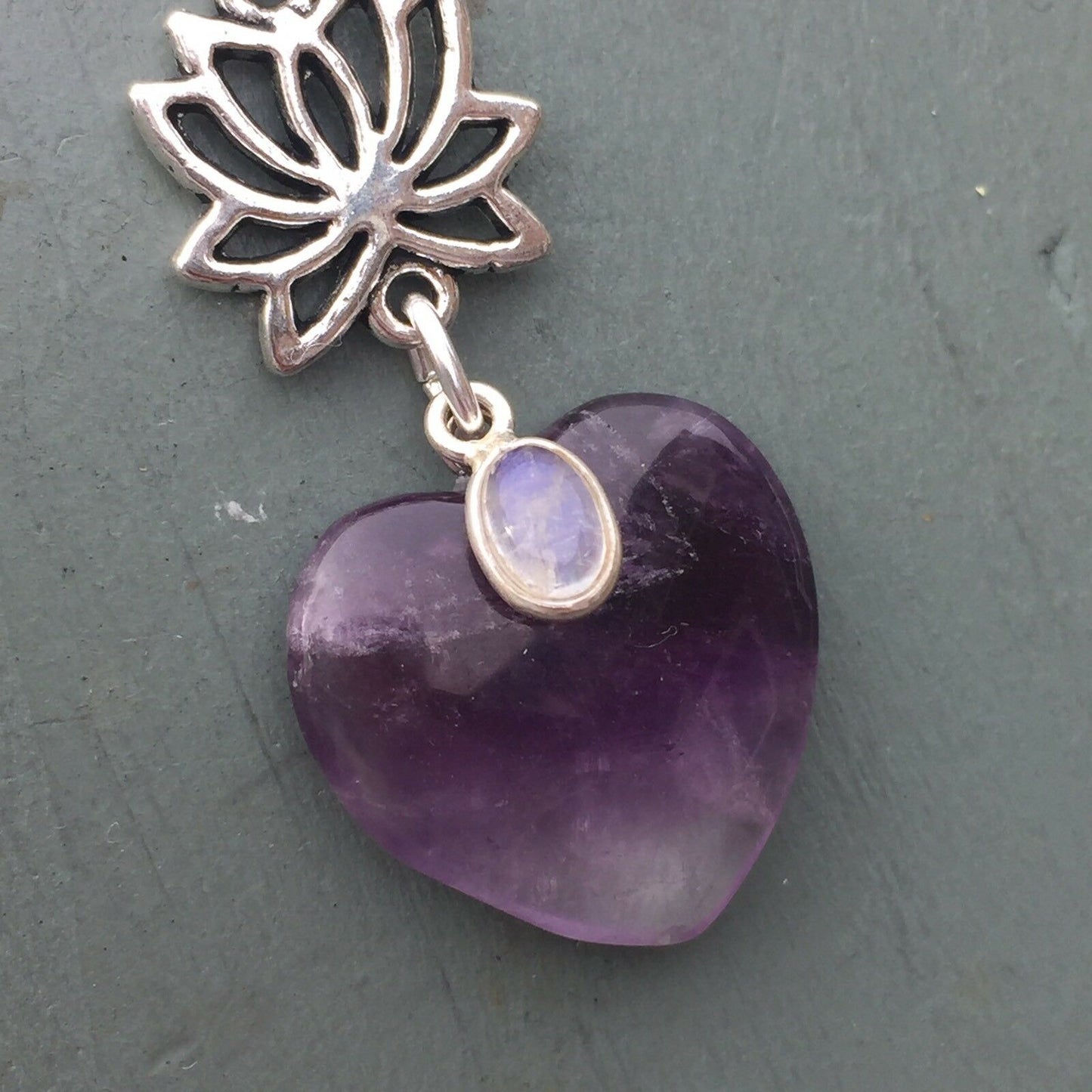 Amethyst Heart & Rainbow Moonstone Lotus Flower Pendant Chakra Reiki THIRD EYE